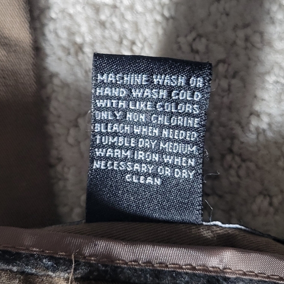 Larry Levine Khaki pants, Size 14 - Picture 3 of 4